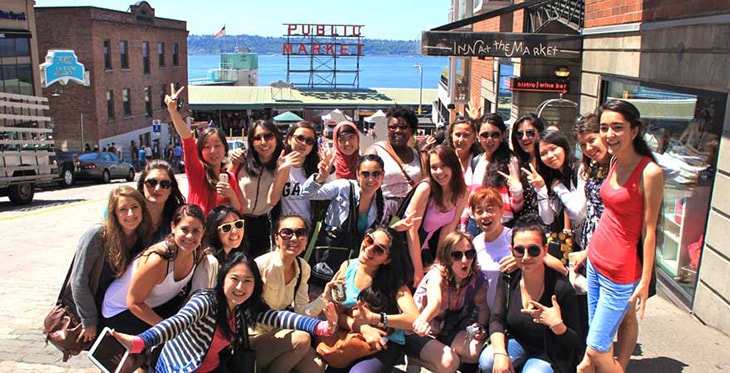 Photo of SUSI participants at Pike Place Market