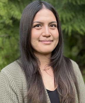 Kelly Sierra, Intensive English Instructor