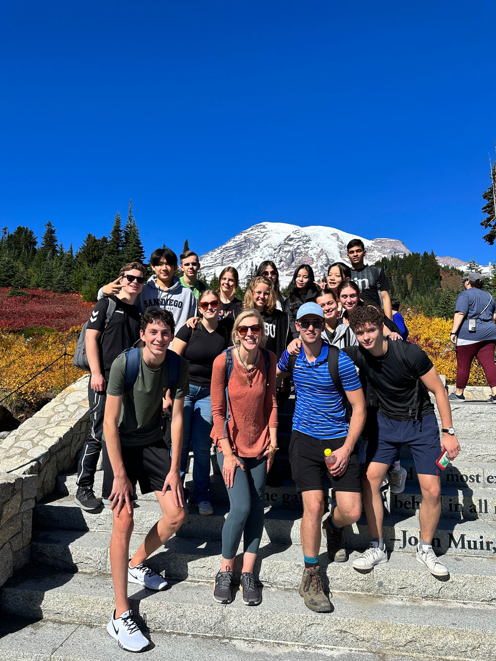 Students visit Mount Rainier in the fall