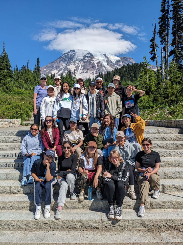 Participants in the SUSI program pose at Mount Rainier