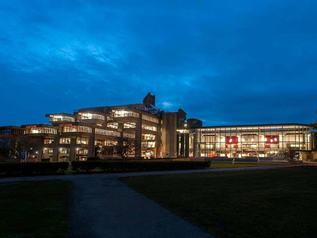 photo of University of Massachusetts, Dartmouth