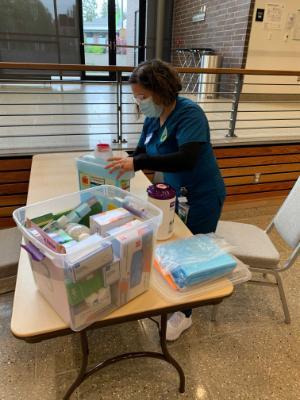 GRC Health Science students help setup vaccination clinic